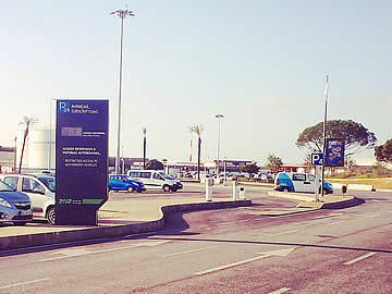 Aeroporto de Faro - entrada para o parque P4 - rent-a-car